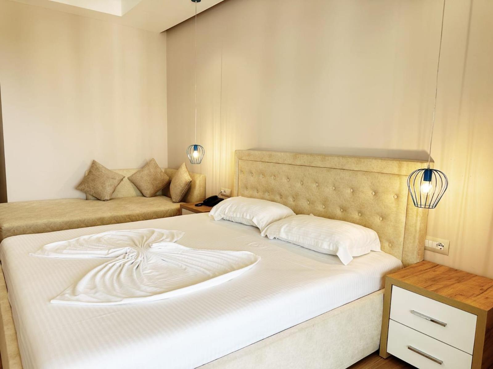 Hotel Ioni-An Ksamil Kültér fotó