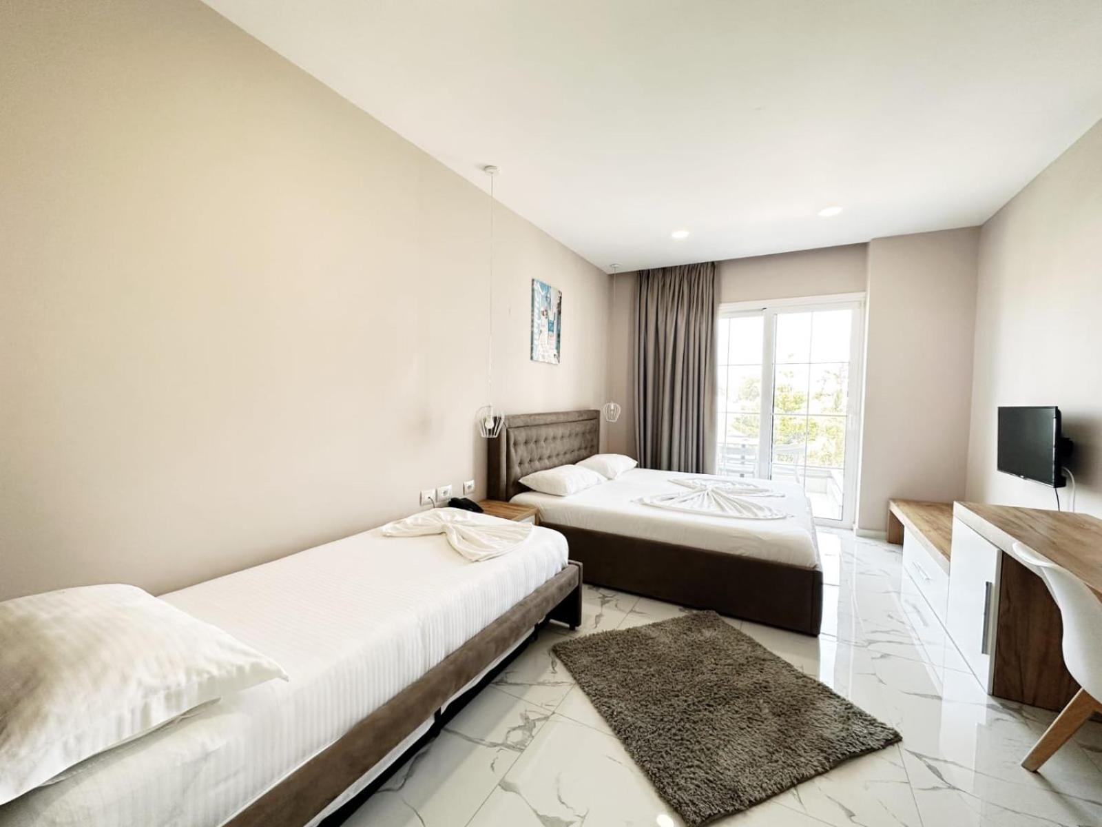 Hotel Ioni-An Ksamil Kültér fotó