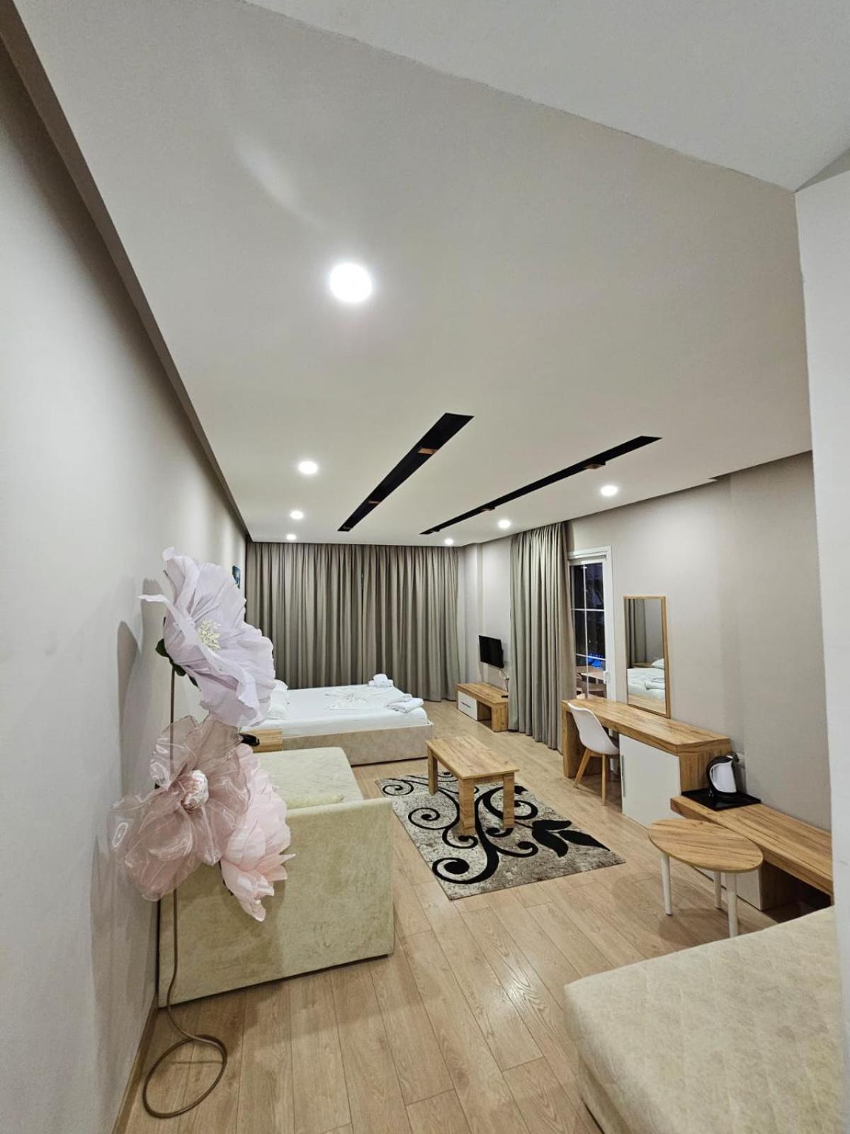Hotel Ioni-An Ksamil Kültér fotó