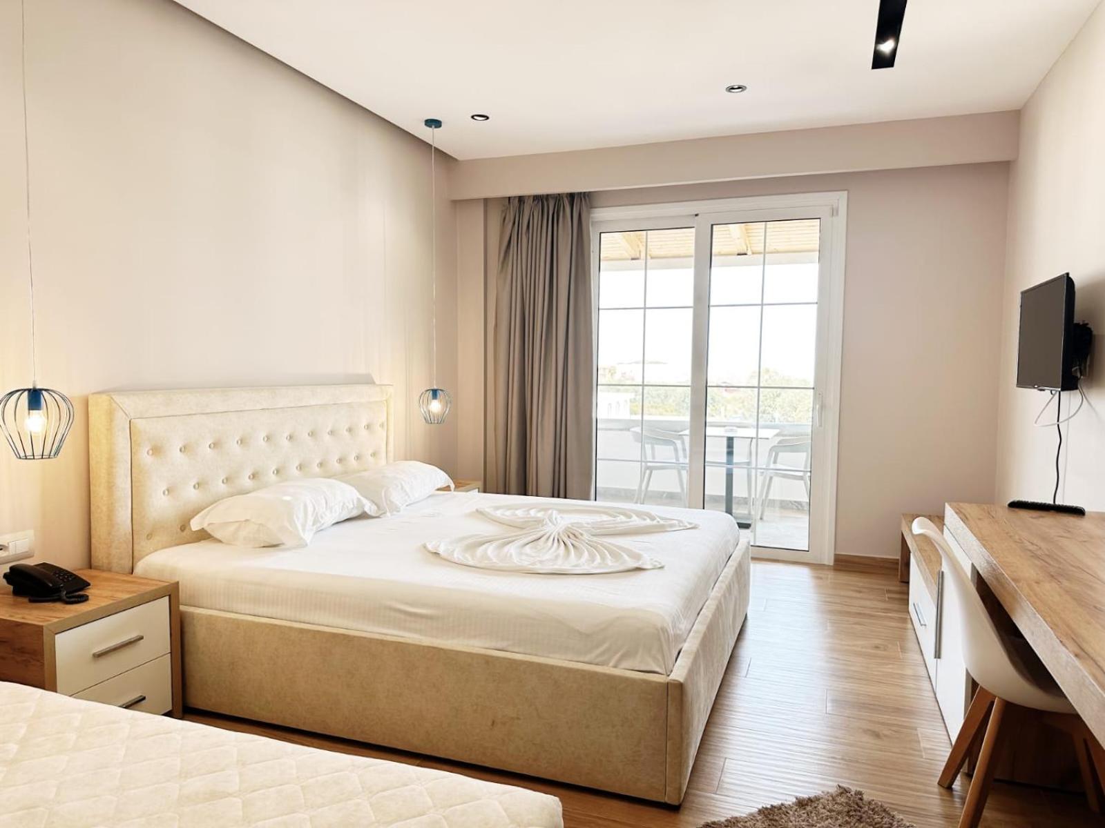 Hotel Ioni-An Ksamil Kültér fotó