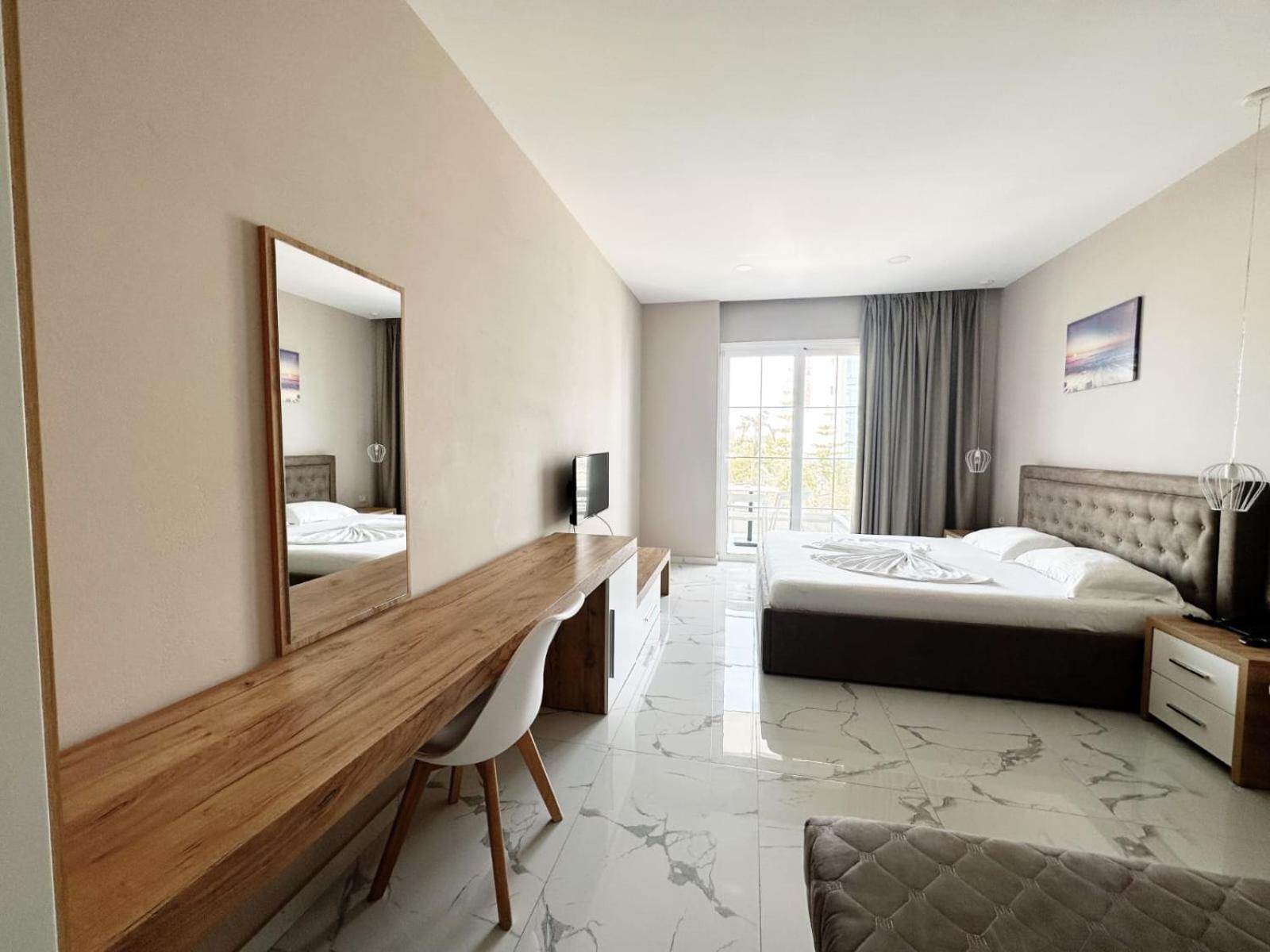 Hotel Ioni-An Ksamil Kültér fotó
