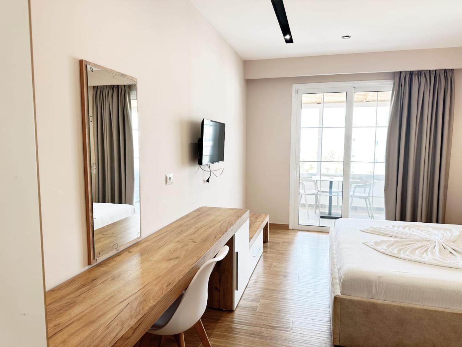 Hotel Ioni-An Ksamil Kültér fotó