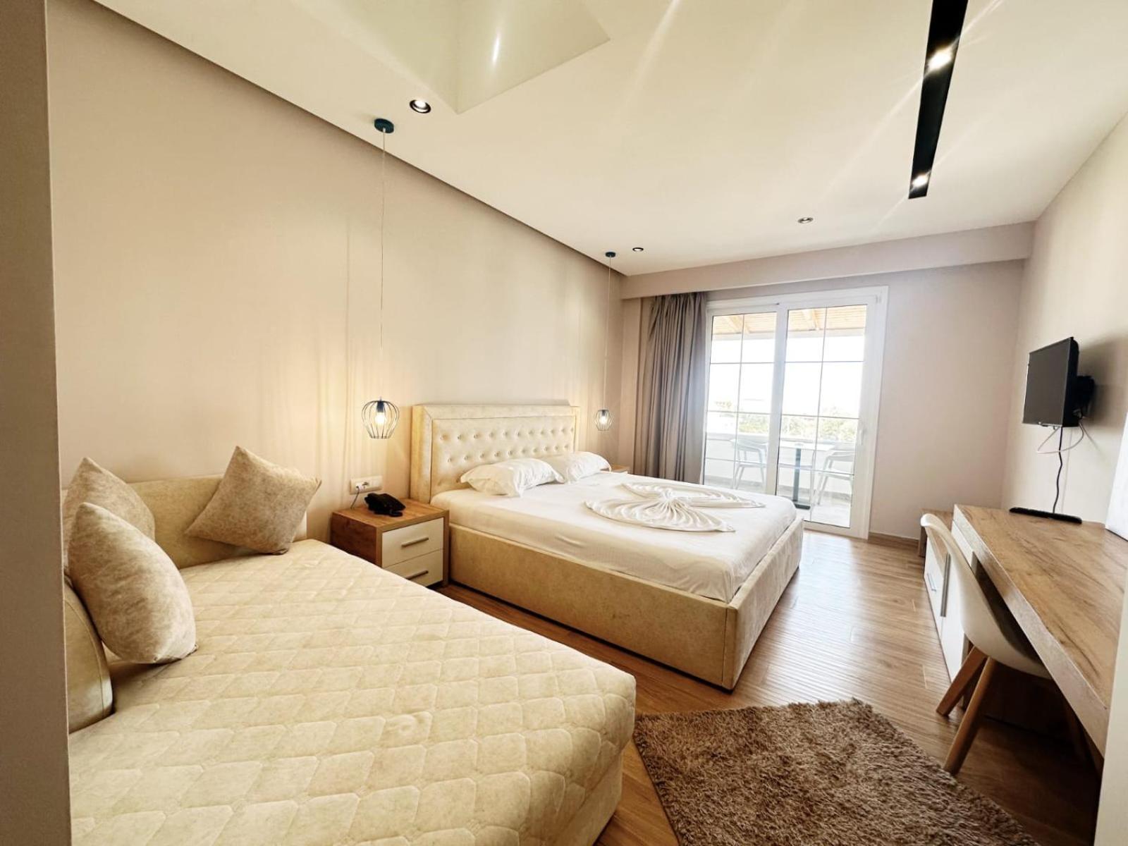 Hotel Ioni-An Ksamil Kültér fotó